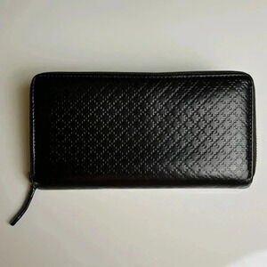 Gucci Diamante Leather Round Zipper Long Wallet